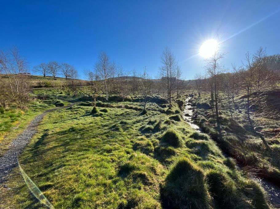 Snowdonia Escape Villa Trawsfynydd Exterior photo